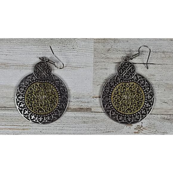 Costume Jewelry Earrings Silver And Bronze Colored Disc Shaped - Picture 1 of 4